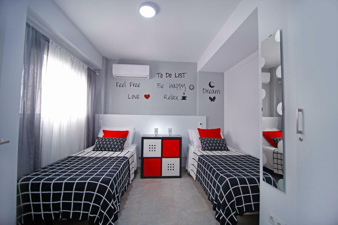 Apartament Vella Rosa 2 Torre Del Mar Zewnętrze zdjęcie